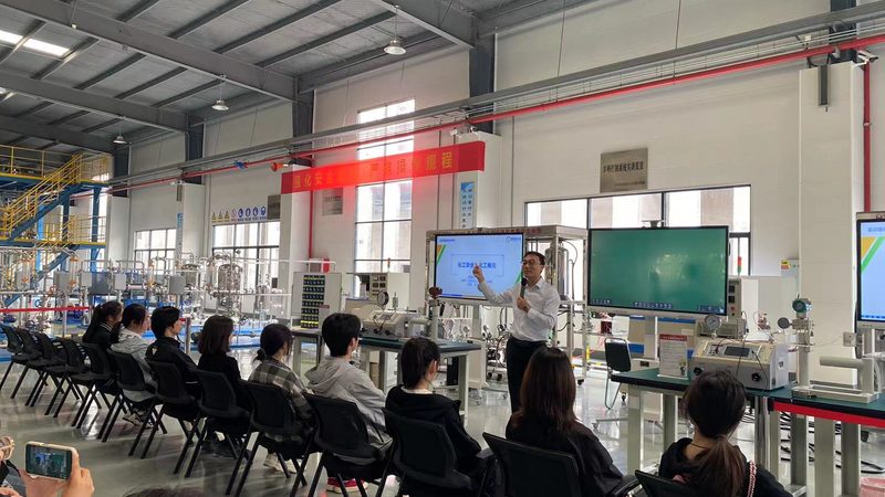成都化工原料代理公司排名：揭秘行业实力派